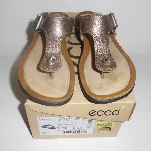 ECCO Passion Warm Grey Metallic Thong Slip Casual Comfy Leather Sandal - Picture 13 of 14